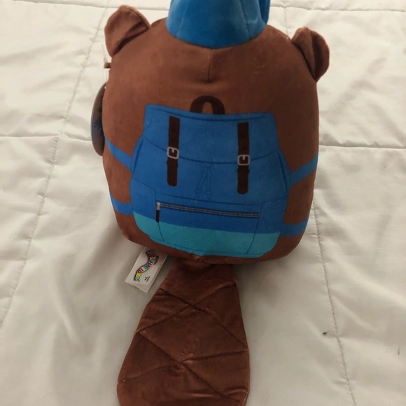 SQUISHMALLOW CHIP THE BEAVER! - Picture 3 of 4